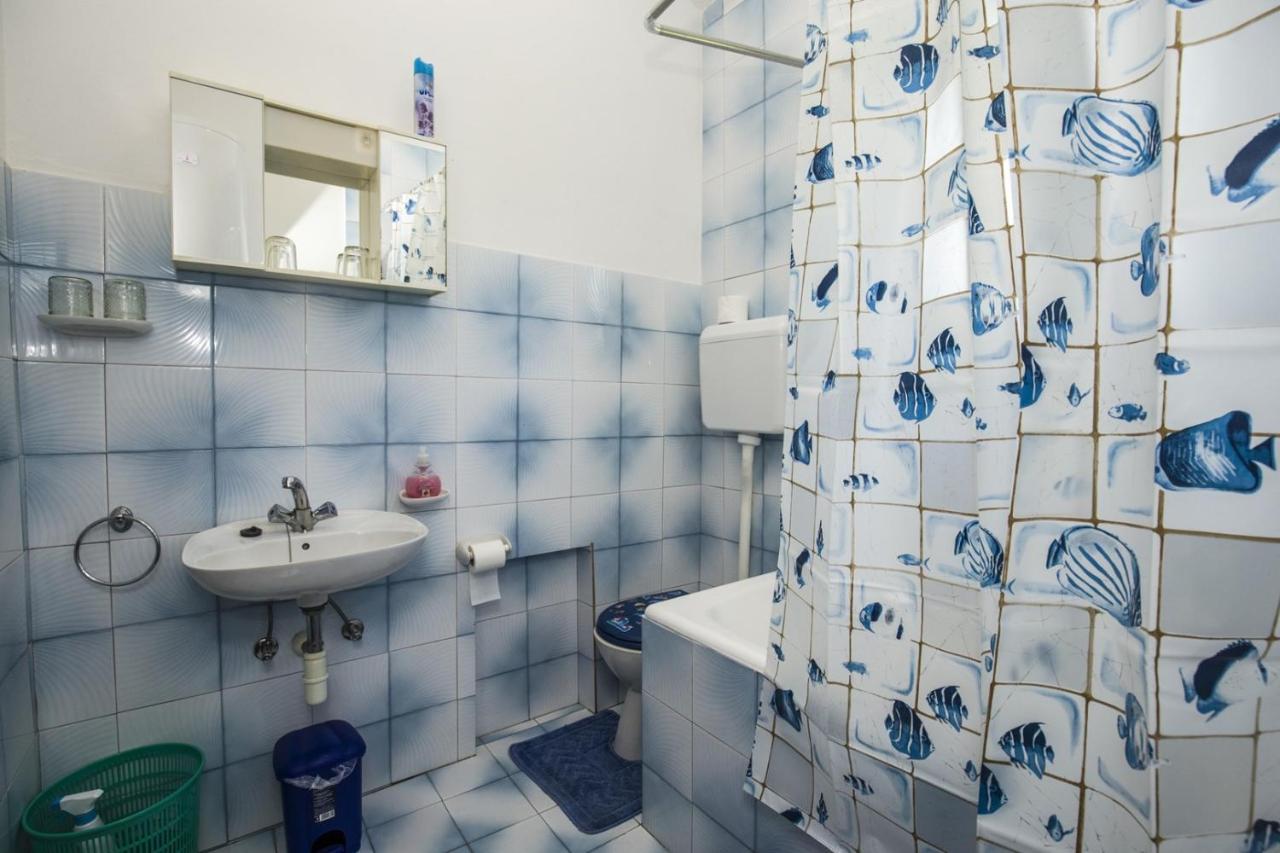 Apartment Vili ปิเนซิตซี ภายนอก รูปภาพ
